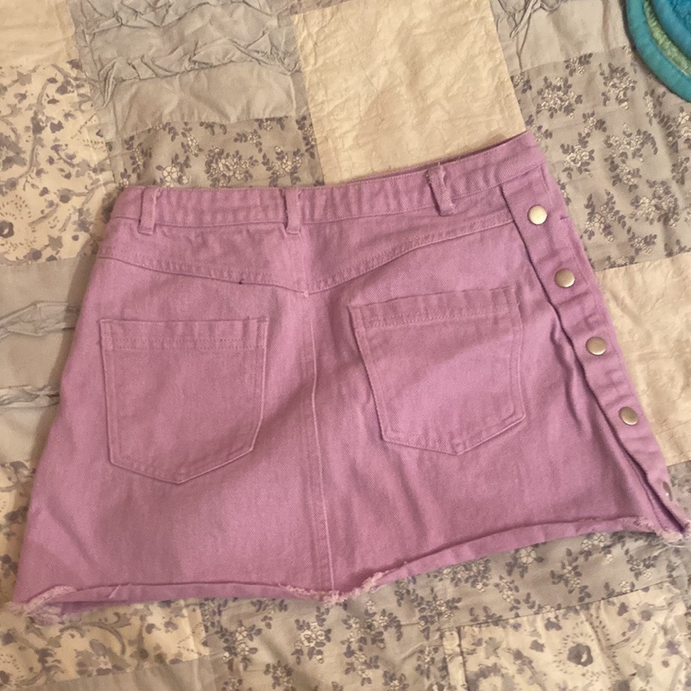 Light purple jean skirt w/back pockets.indie vibes